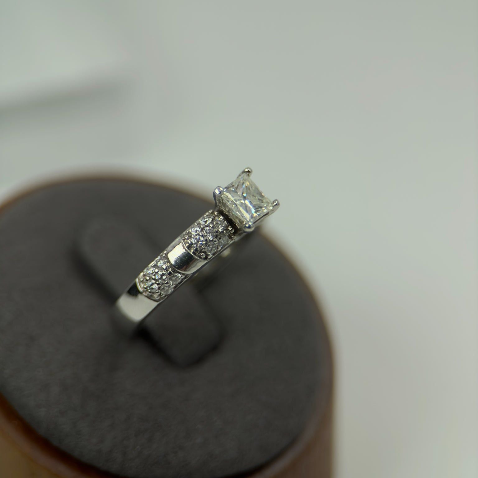 DR1049 - 14K White Gold - Princess  - Diamond - Bridal Ring