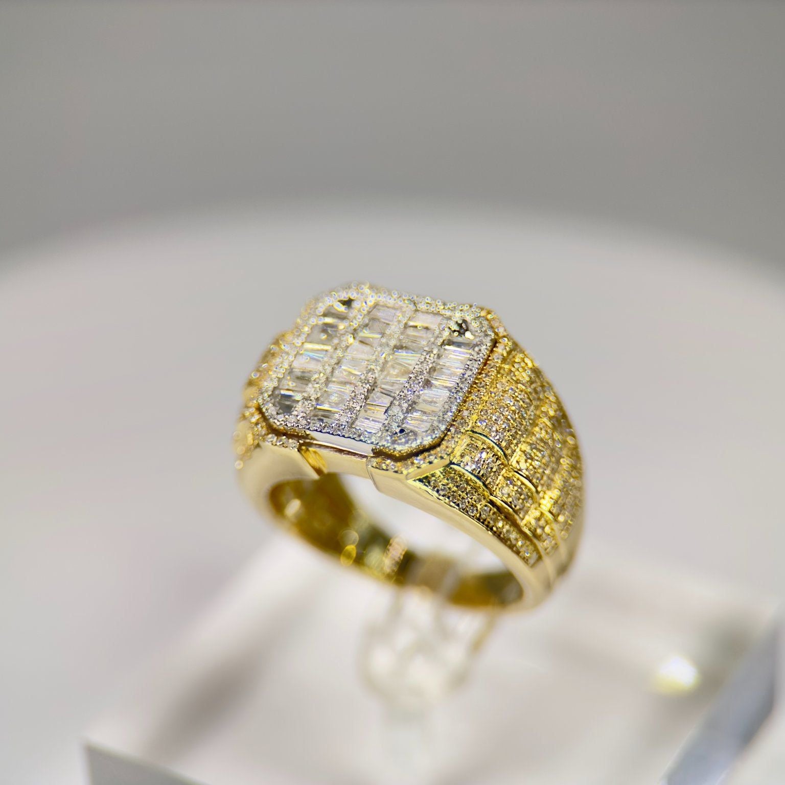 DR1221 - 10K Yellow Gold -  - Diamond - Men's Diamond Rings