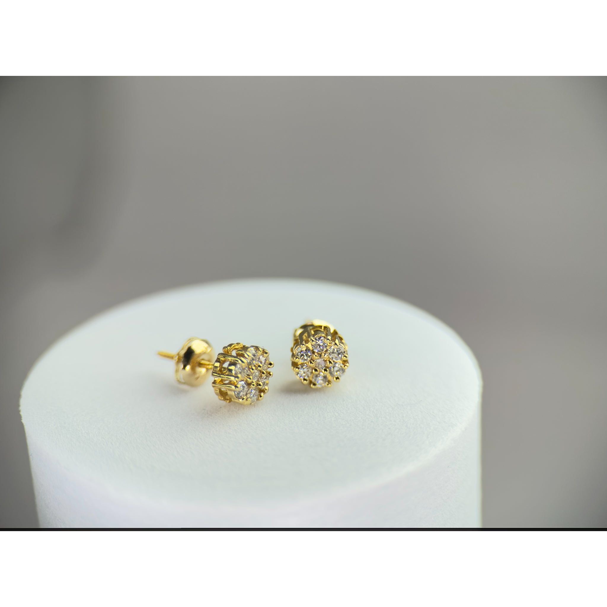 DR1286 - 14K Yellow Gold - Flower - Diamond - Diamond Earrings