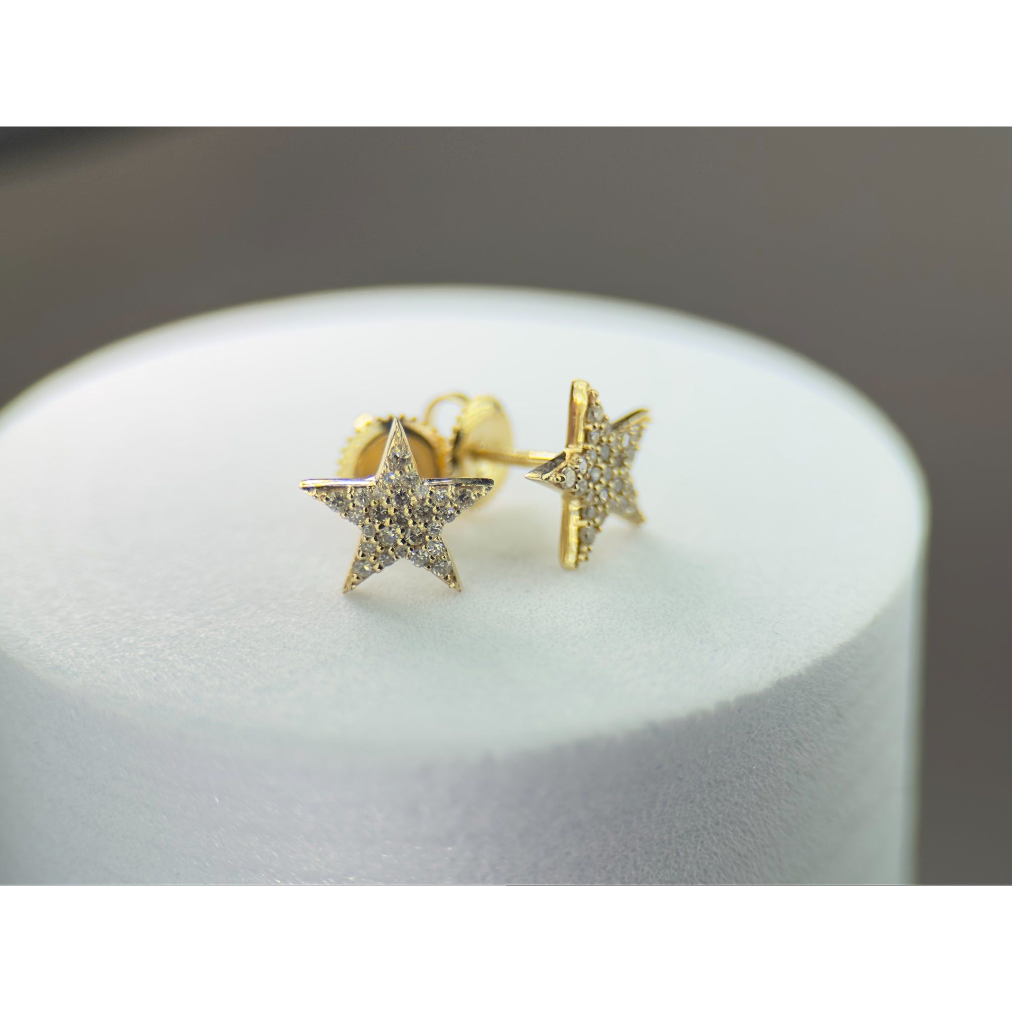 DR1520 - 14K Yellow Gold - Diamond - Diamond Earrings