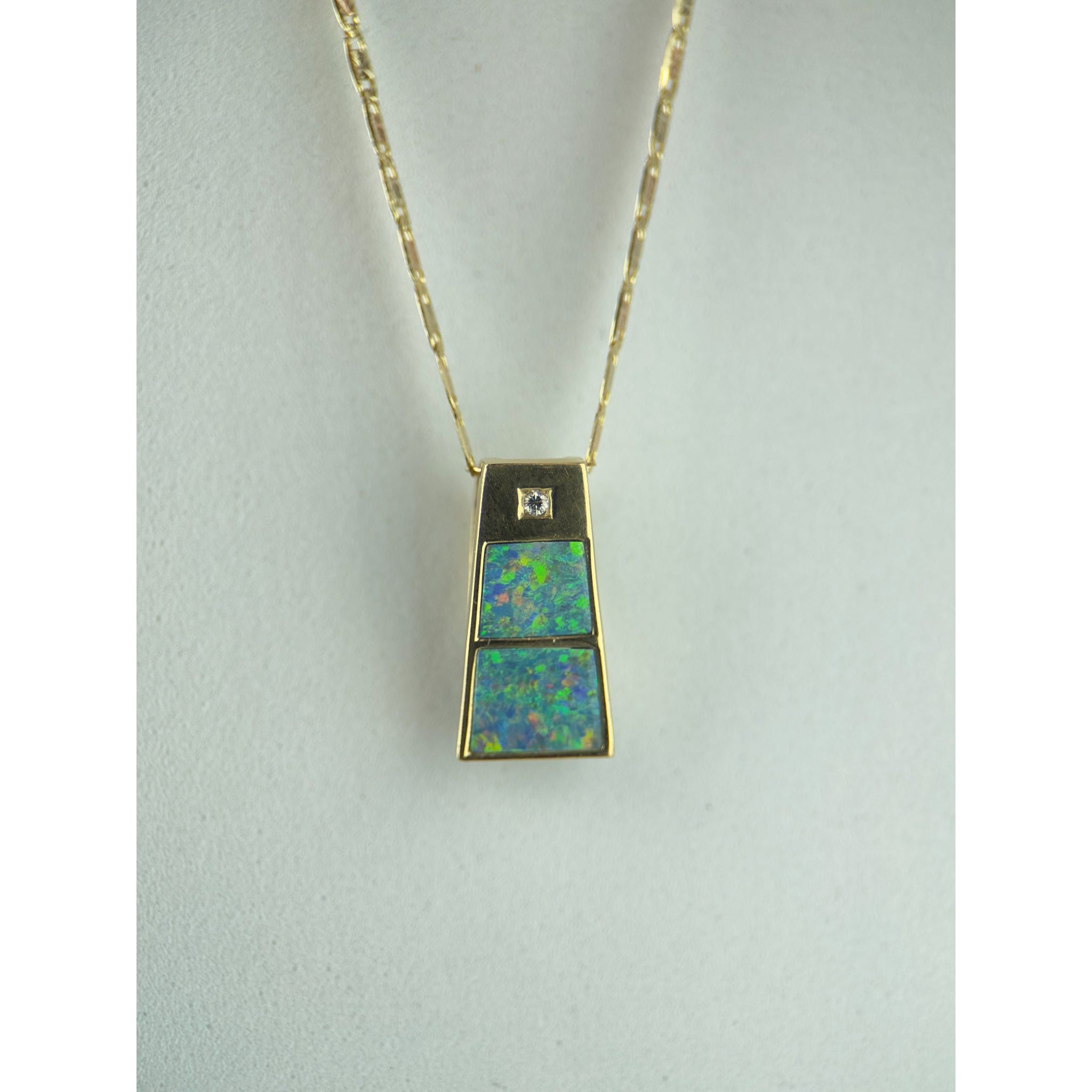 DR1580 - 14K Yellow Gold - Blue Opal - Pendant and Chain