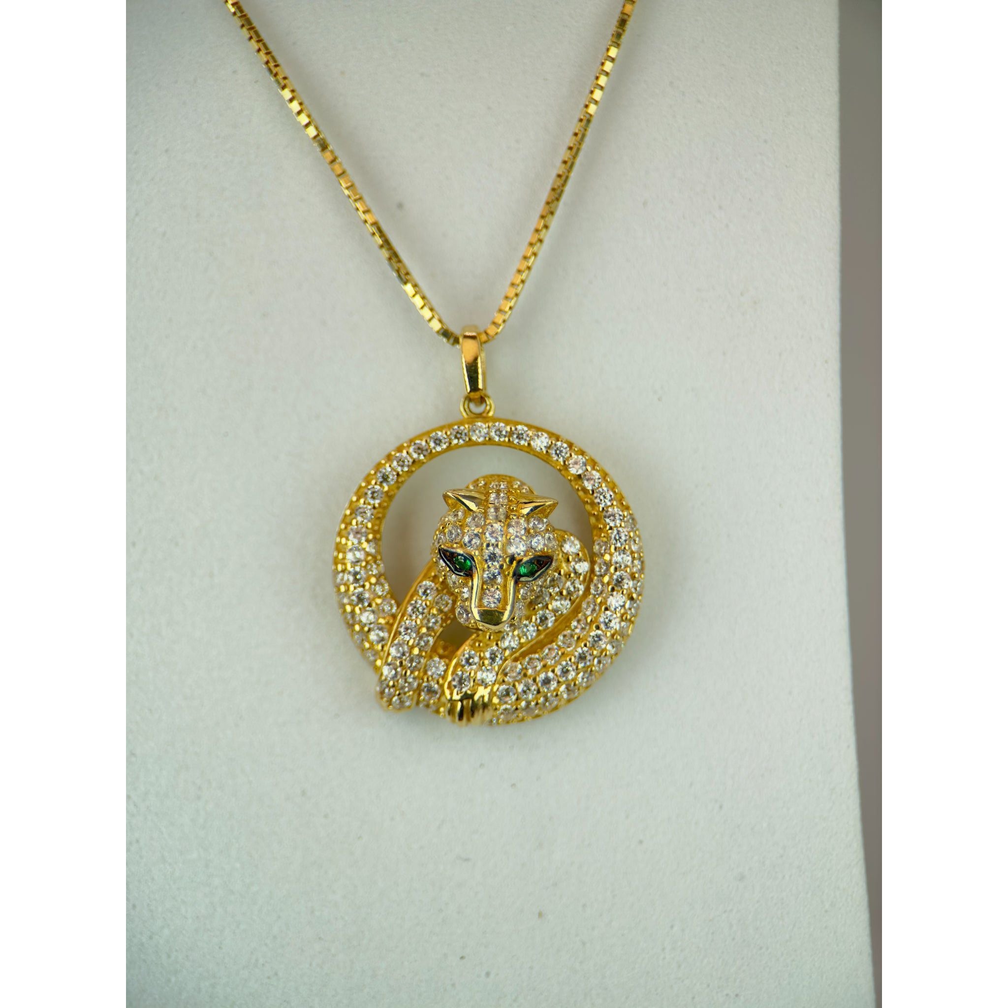 DR1920 - 14K Yellow Gold - Lab Created Stones - Gold Chain & Charm - 14K Gold Tiger w/Emerald Eyes