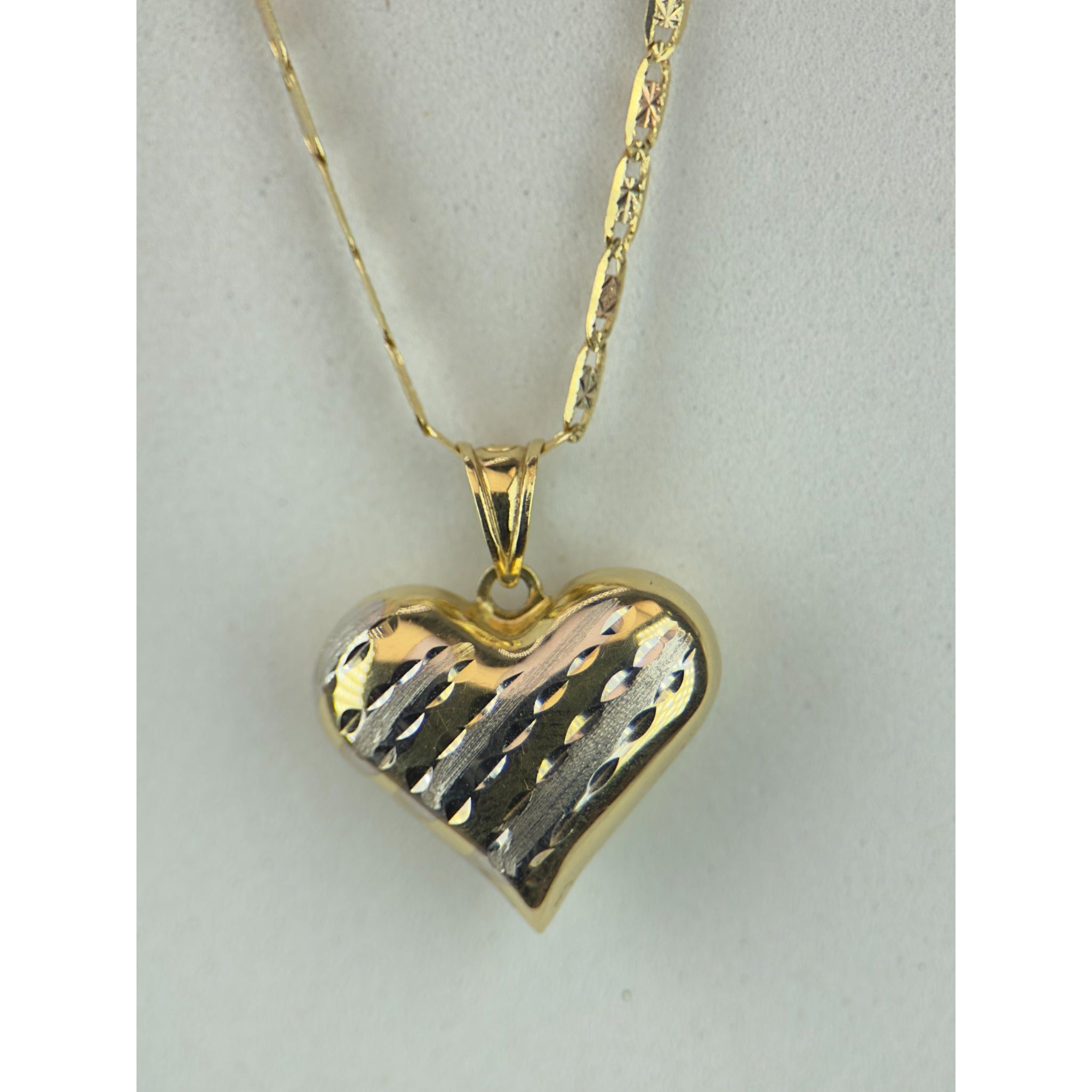 DR1932 - 14K Yellow Gold,14K Rose Gold,14K White Gold Gold Chain & Charm - Puff Heart