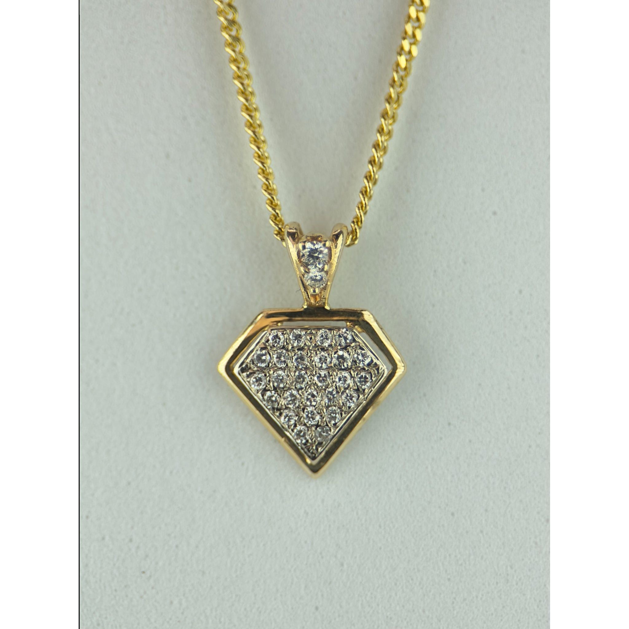 DR2215 - 14K Yellow Gold - Diamond - Pendant and Chain