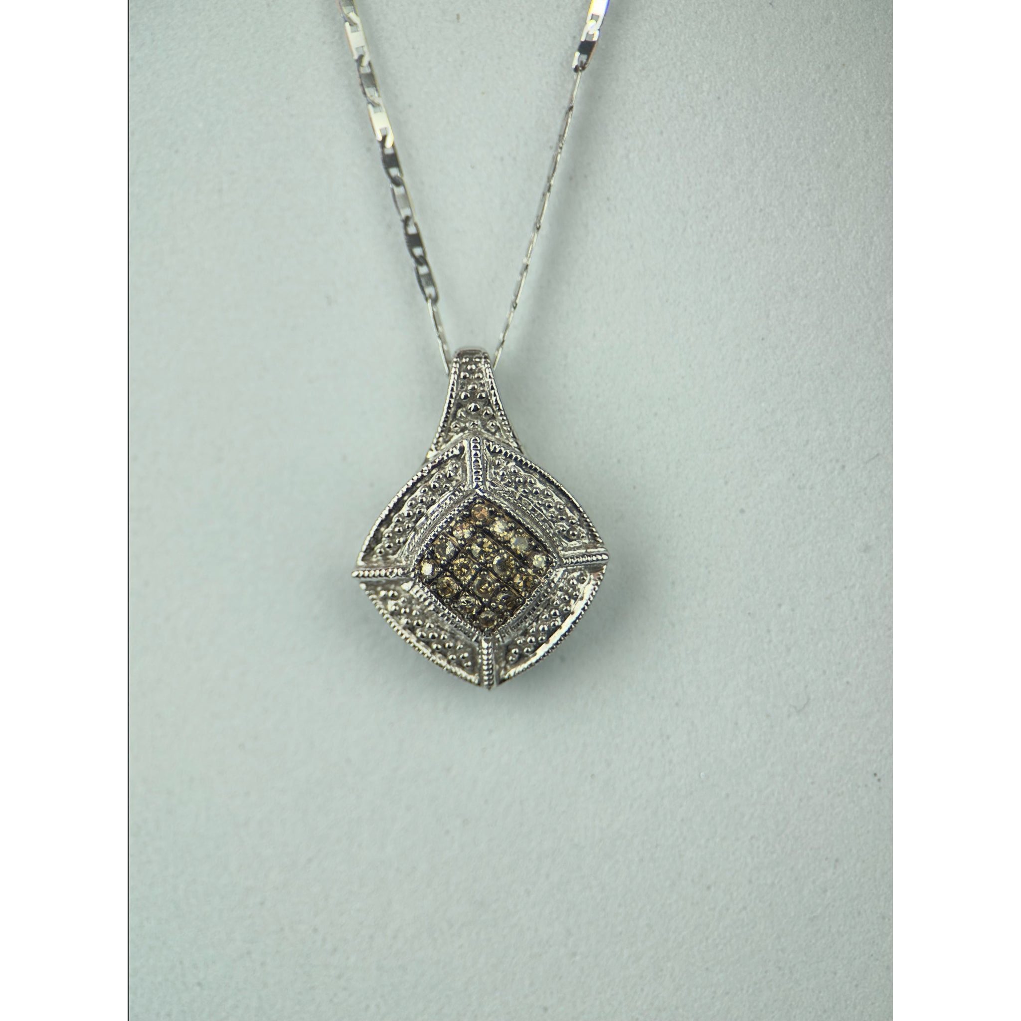 DR2264 - 10K White Gold - Chocolate Diamond - Pendant and Chain
