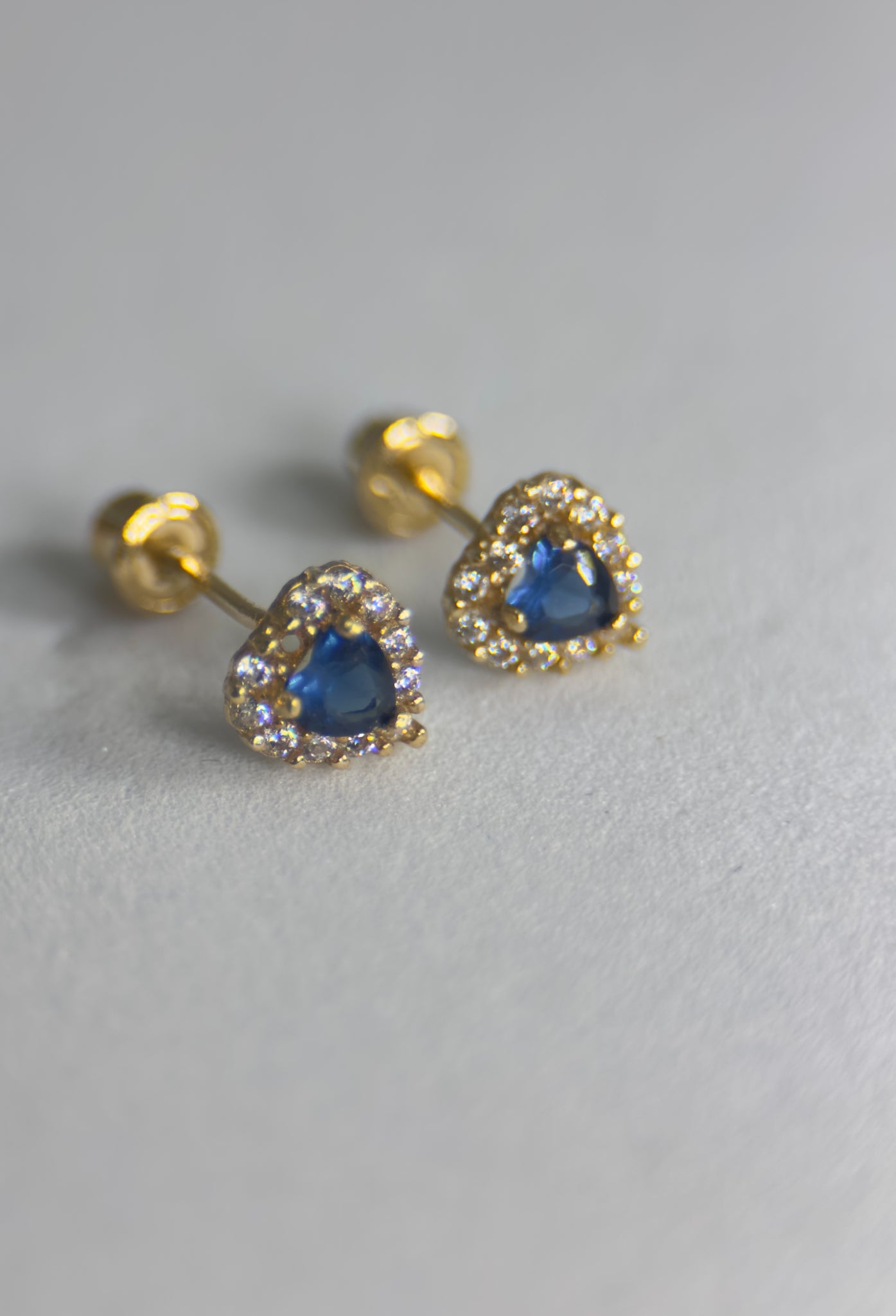 DR2380 - 14K Yellow Gold - Lab Created Sapphires - 14K Gold Studs - Saphire Hearts