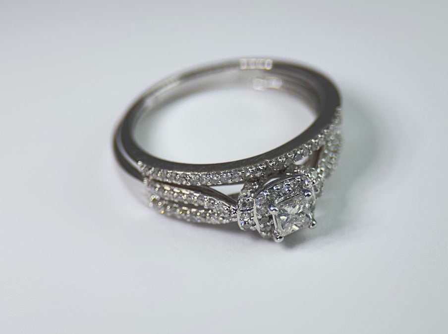 DR1730 - 14K White Gold - Diamond - Diamond Bridal Set