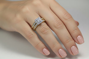 DR1091 - 14K Yellow Gold - Princess (Halo) - Diamond - Bridal Ring