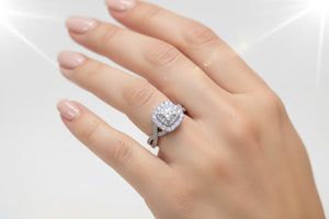 DR1110 - 14K White Gold - Cushion (Halo) - Diamond - Bridal Ring