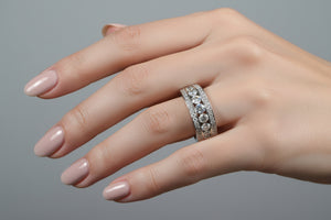 DR1045 - 14K White Gold - Round - Diamond - Ladies Diamond Bands