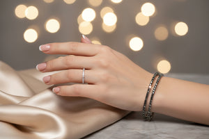 DR1436 - 10k Yellow Gold - Round - Diamond - Ladies Diamond Bands