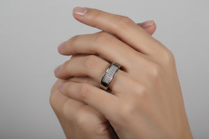 DR5059- 10k white Gold - Round - Diamond - Ladies Diamond Bands